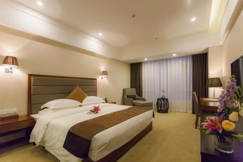 โกลเดน ปาล์ม โฮเต็ล Hotel จูไห่ ภายนอก รูปภาพ